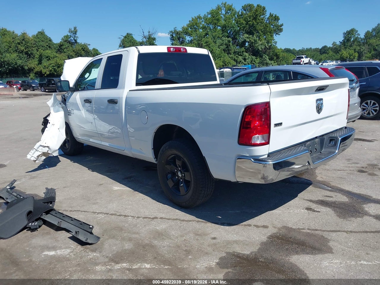 2024 RAM 1500 CLASSIC SLT  4X2 6'4 BOX · 3/11
