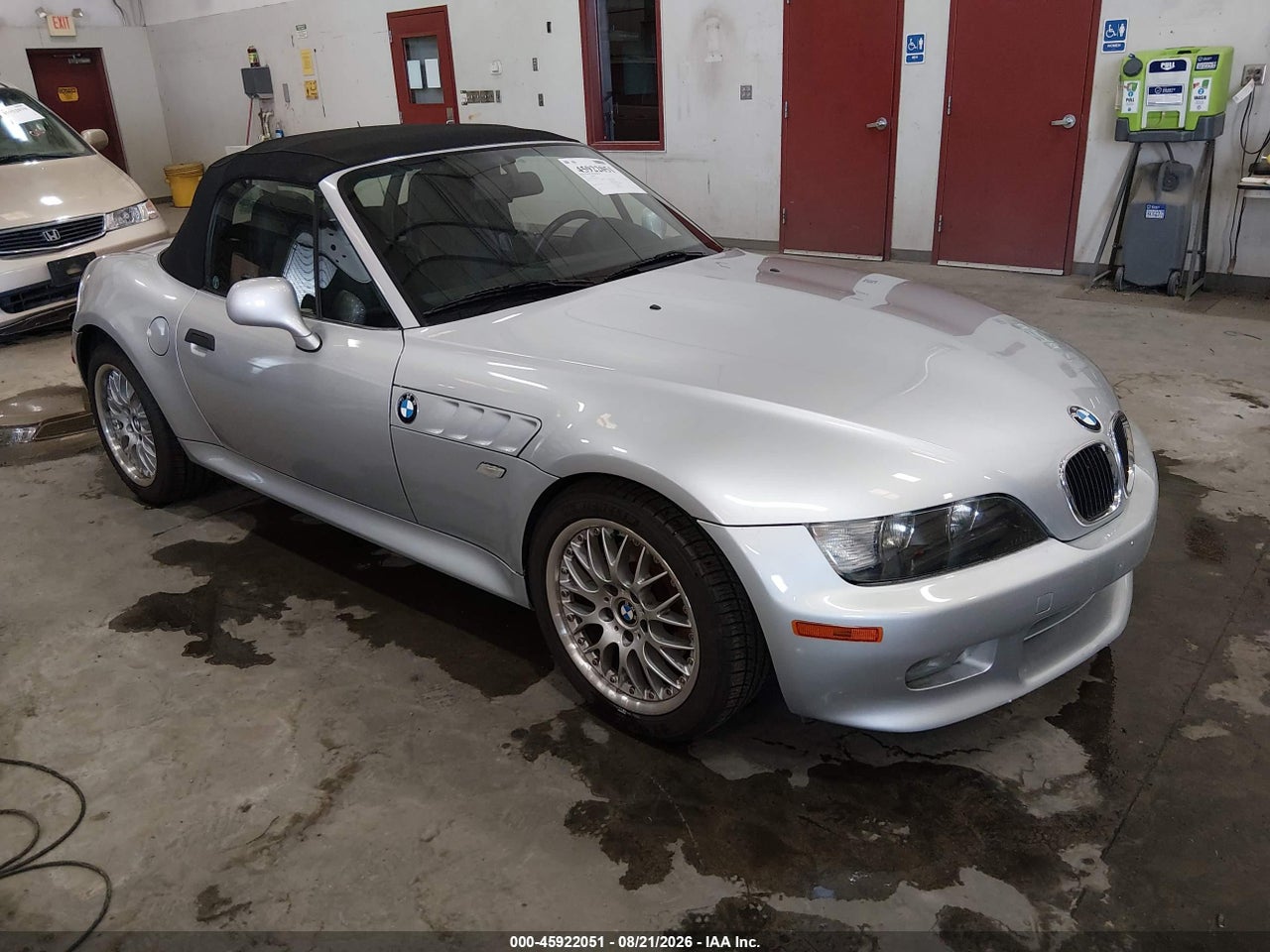 WBACN53421L****** 2001 BMW Z3 3.0I