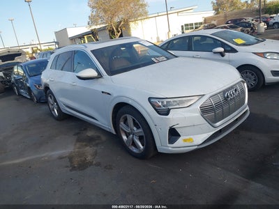 WA1LAAGEXKB****** · 2019 AUDI E-TRON PREMIUM PLUS