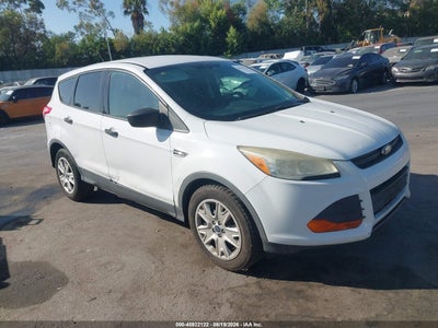 1FMCU0F78FU****** · 2015 FORD ESCAPE S