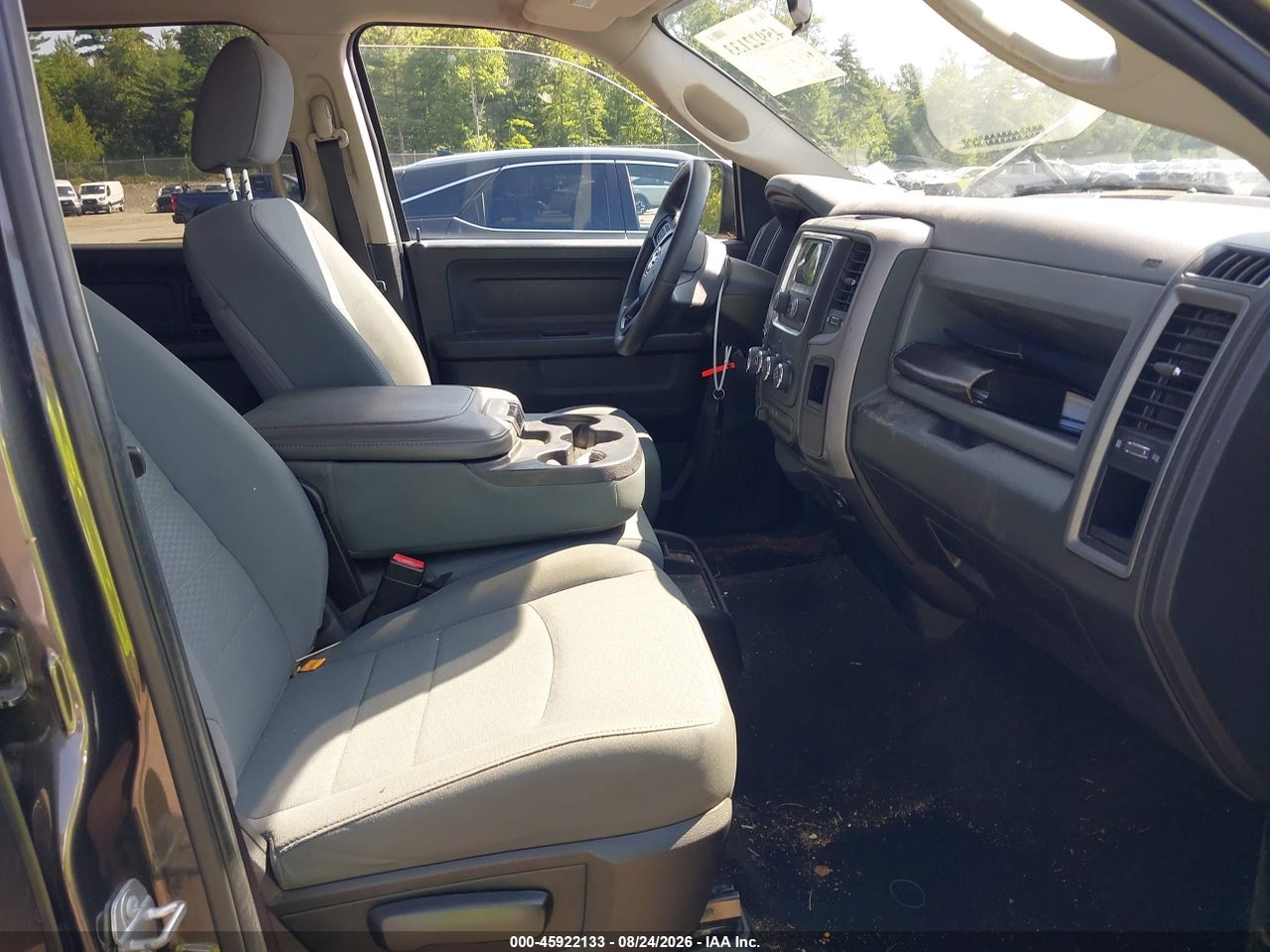 2017 RAM 1500 EXPRESS  4X4 5'7 BOX · 5/11