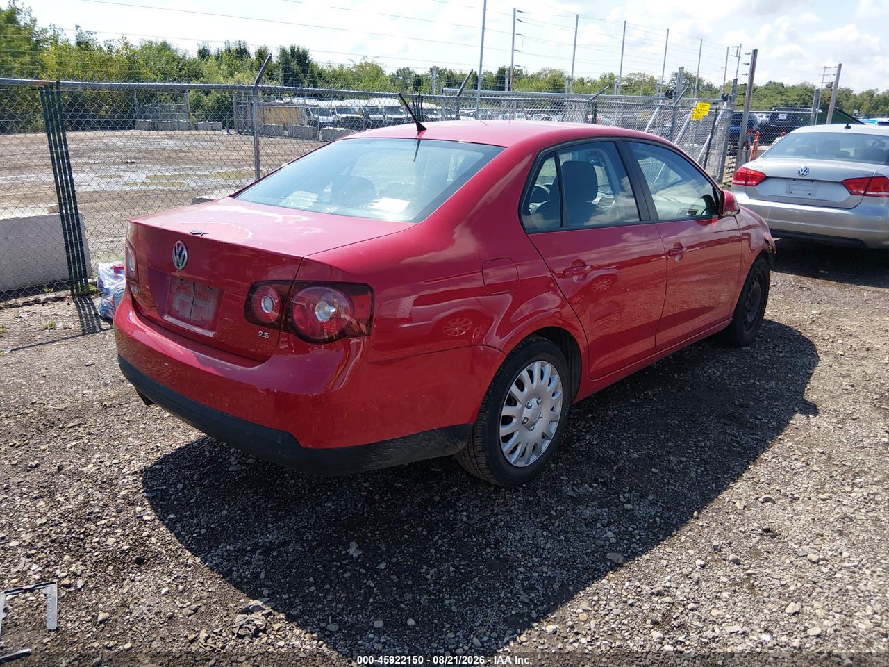 2010 VOLKSWAGEN JETTA S · 4/11