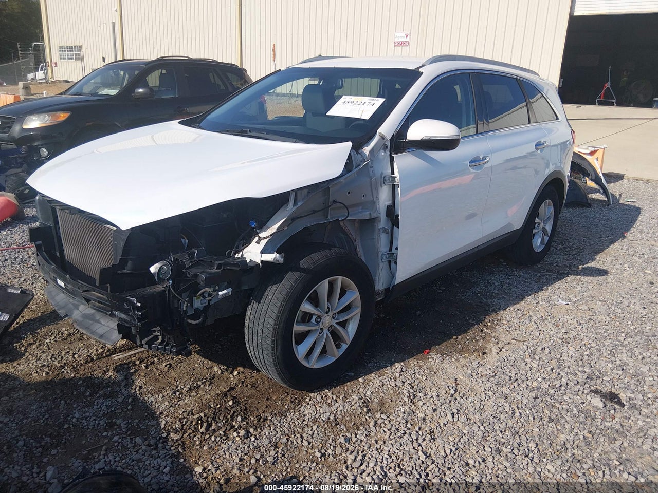 2016 KIA SORENTO 2.4L LX · 2/11