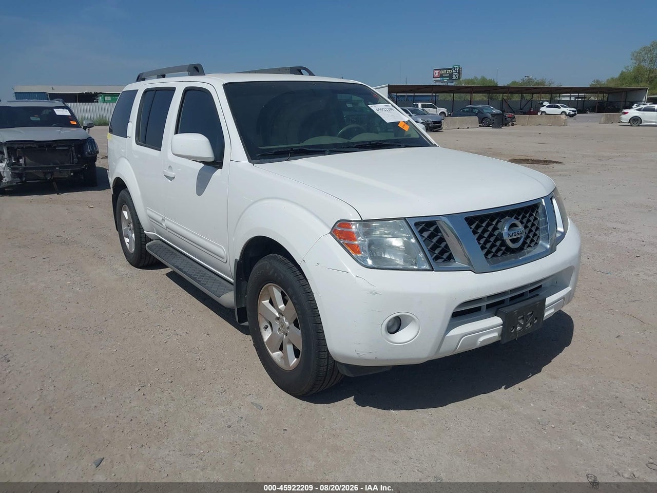 2012 NISSAN PATHFINDER SV