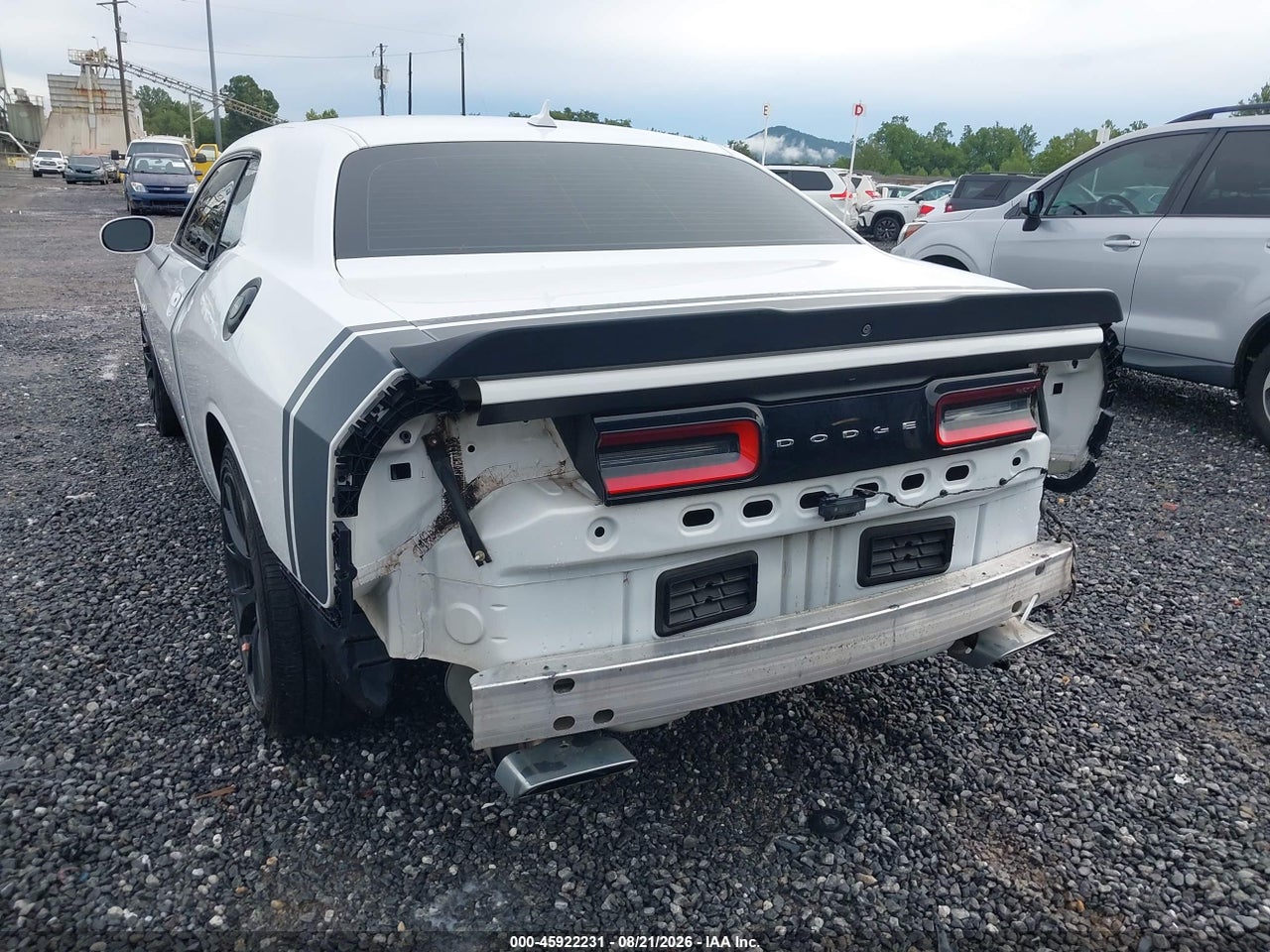 2016 DODGE CHALLENGER R/T SCAT PACK · 6/11