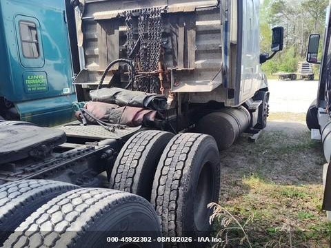 3AKJGLDR9KD****** · 2019 FREIGHTLINER CASCADIA 125   · 4/8