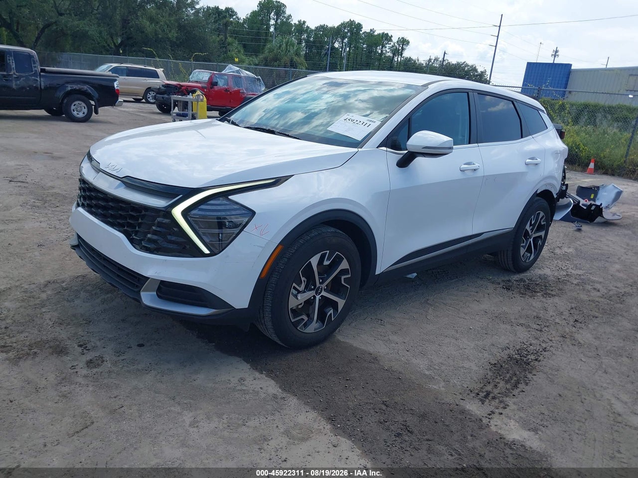 2024 KIA SPORTAGE EX · 2/11
