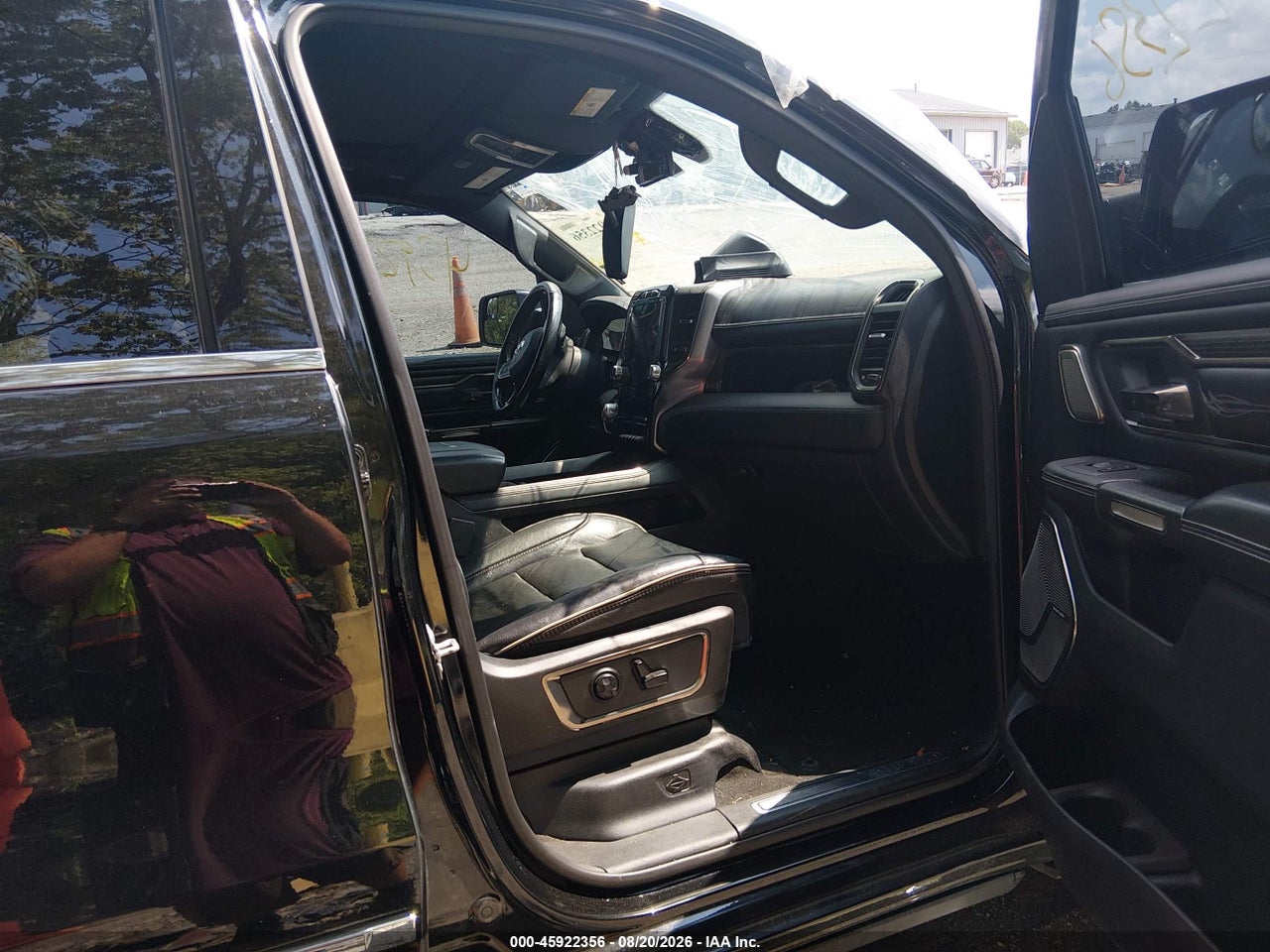 2019 RAM 1500 · 5/11