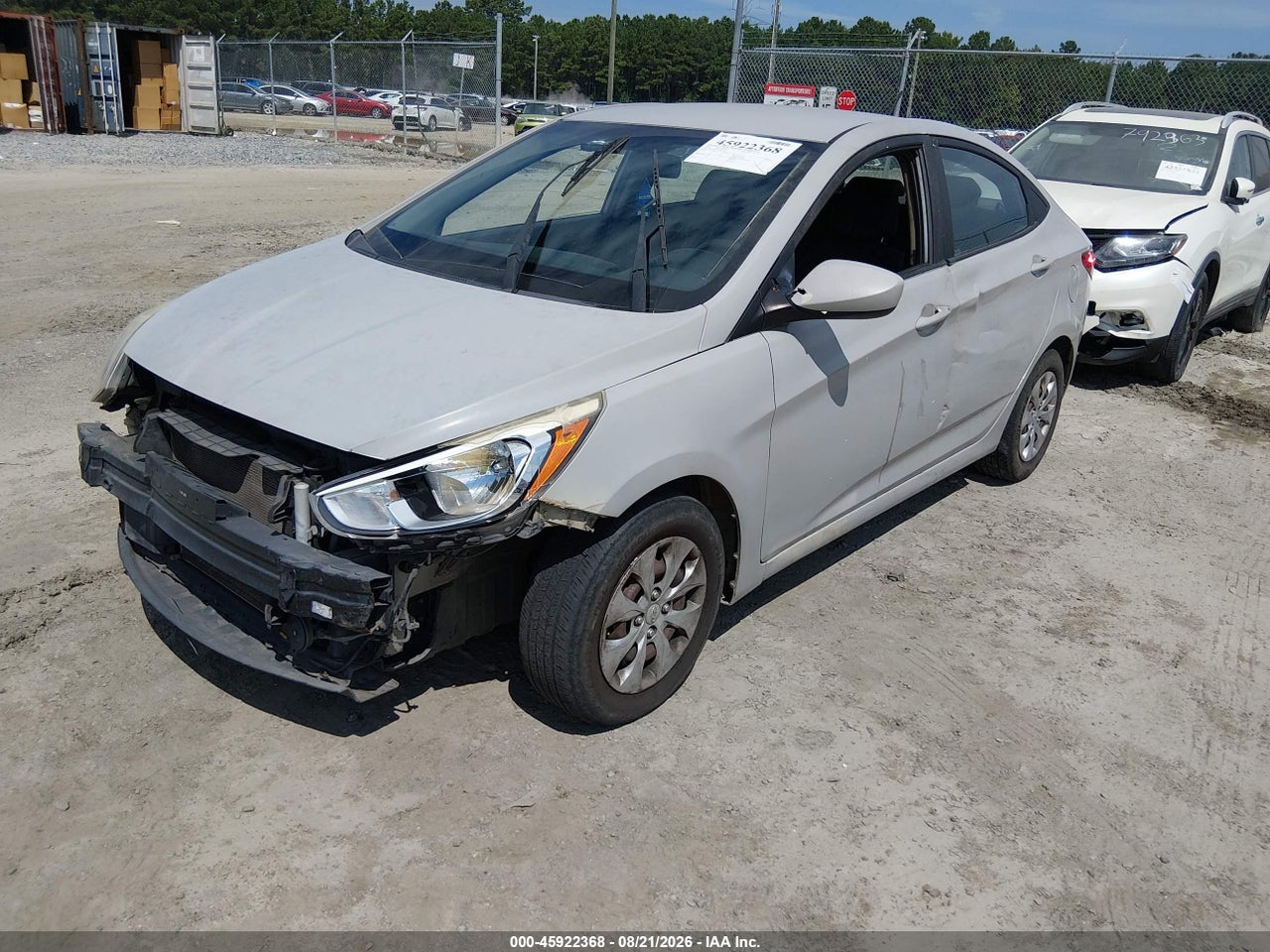 2016 HYUNDAI ACCENT SE · 2/10