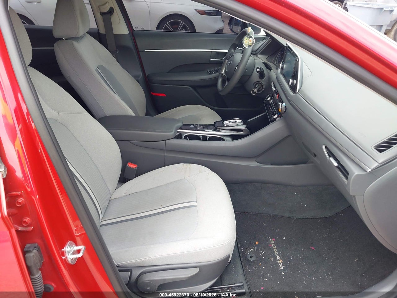 2021 HYUNDAI SONATA SE · 5/11