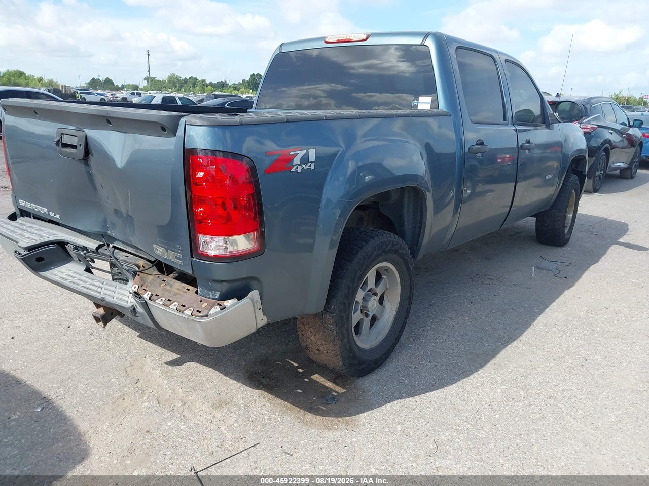 2010 GMC SIERRA 1500 SLE · 4/11