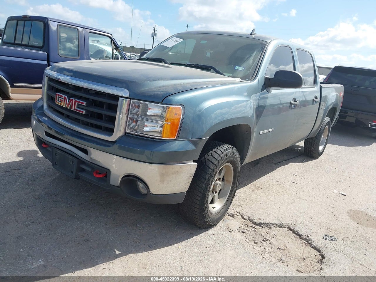 2010 GMC SIERRA 1500 SLE · 2/11