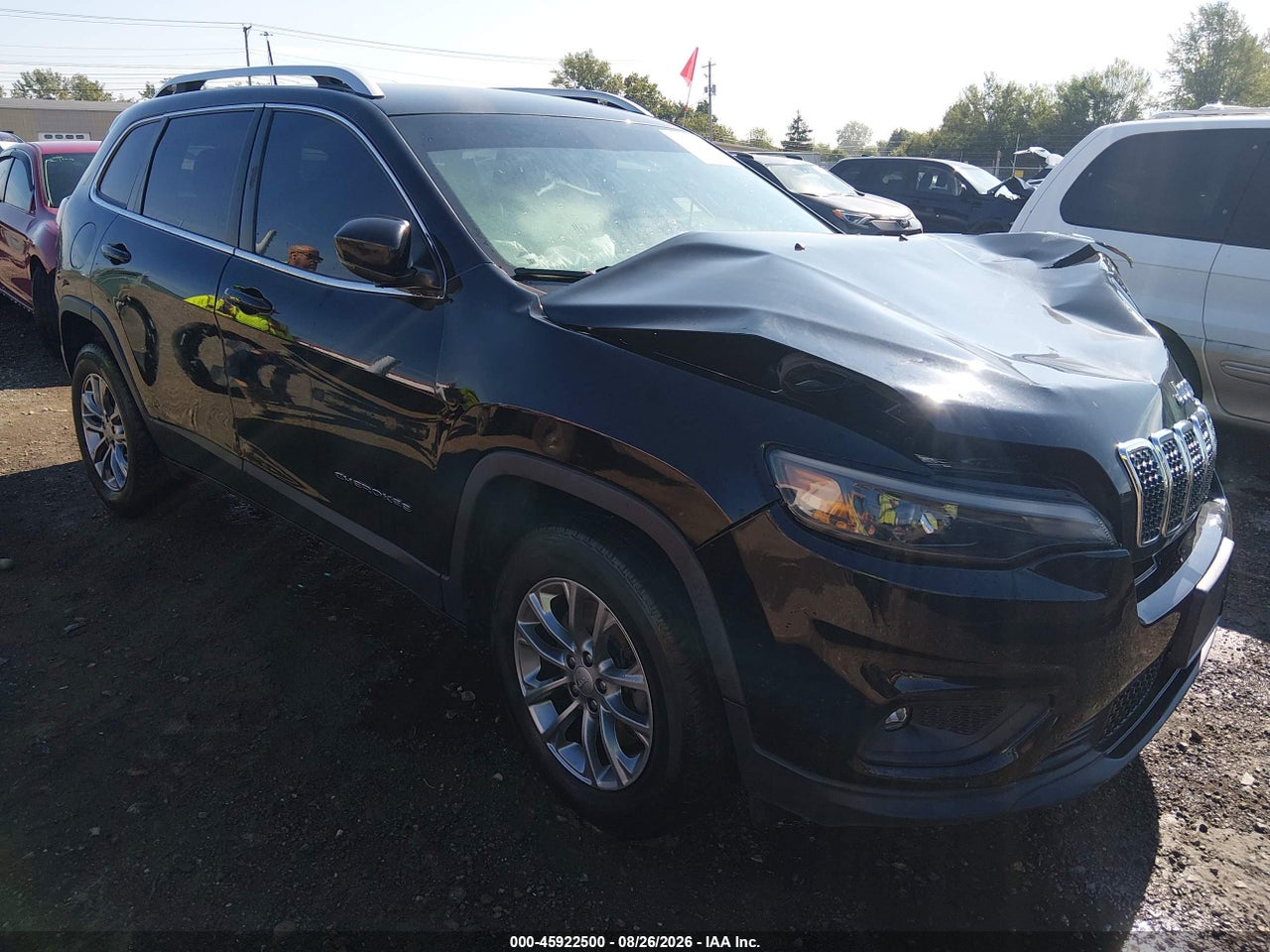 1C4PJMLB3KD****** · 2019 JEEP CHEROKEE LATITUDE PLUS 4X4