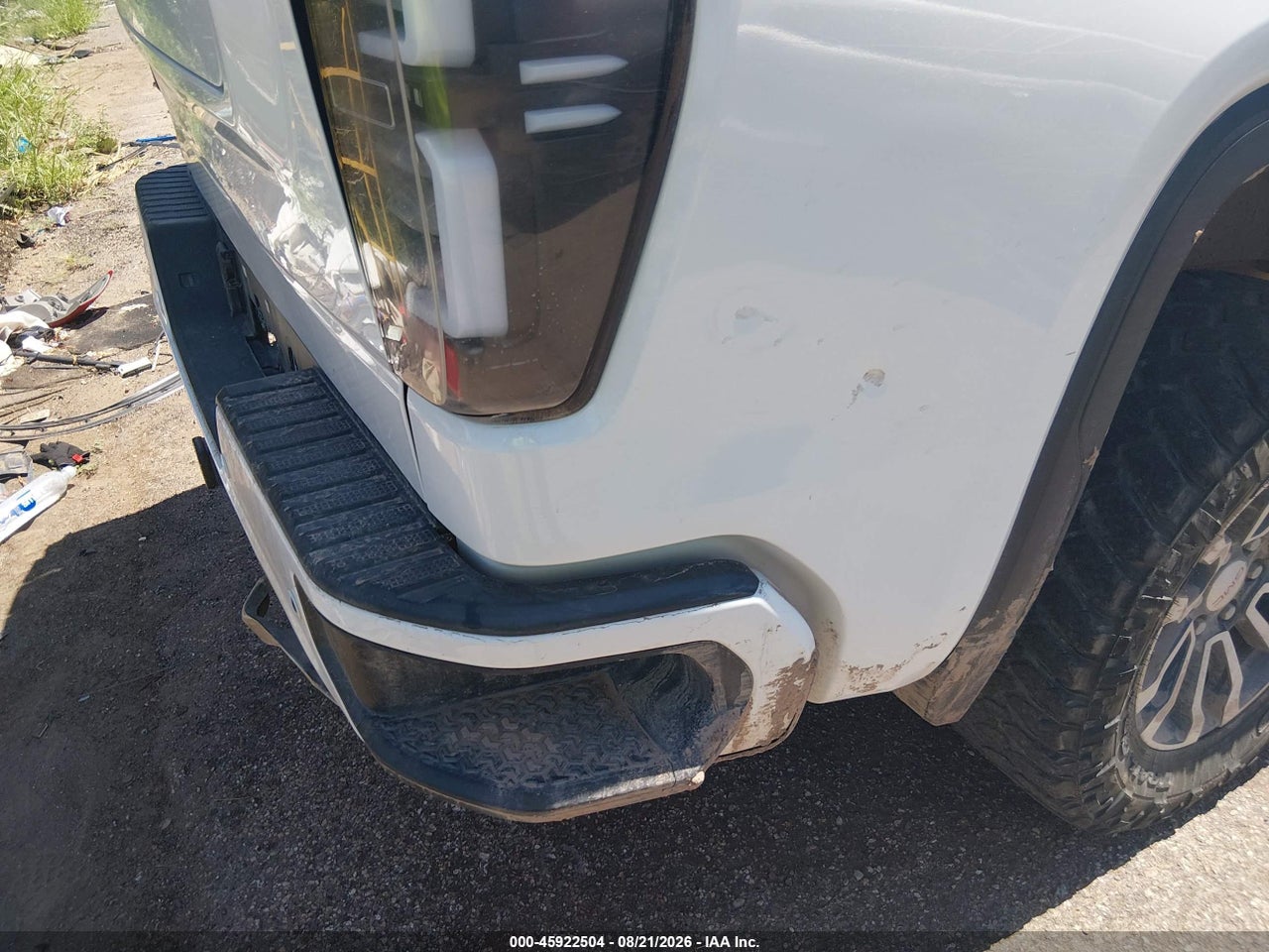 2020 GMC SIERRA 1500 4WD  STANDARD BOX AT4 · 6/10