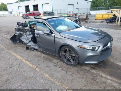 W1K3G4FB3MJ****** · 2021 MERCEDES-BENZ A 220 4MATIC