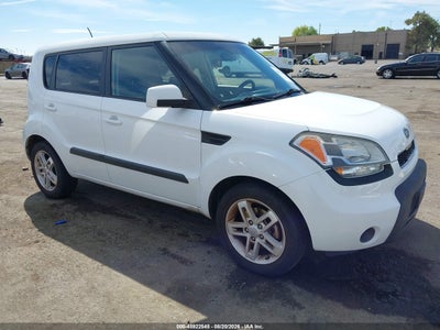KNDJT2A20B7****** · 2011 KIA SOUL +