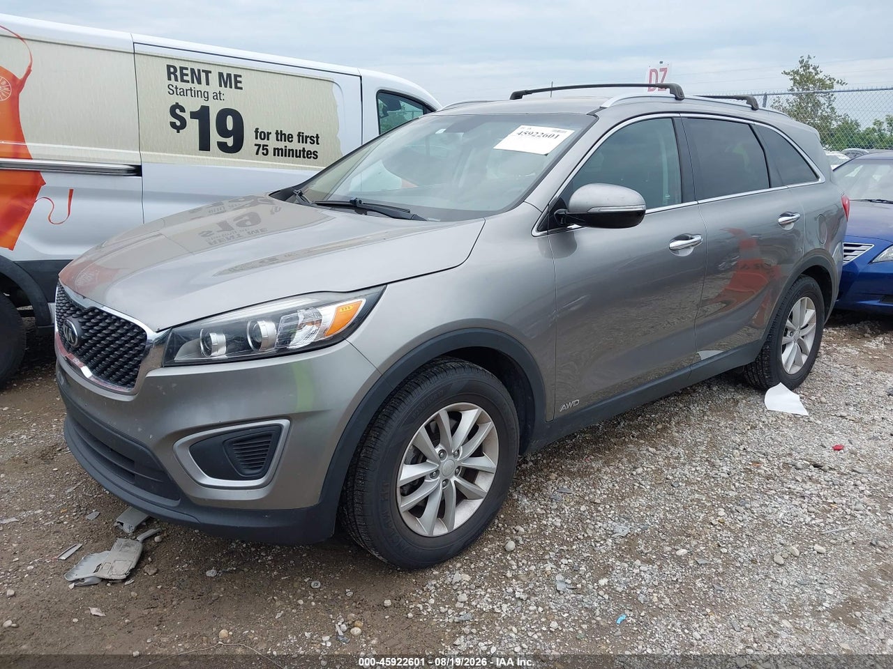 2017 KIA SORENTO 2.4L LX · 2/11