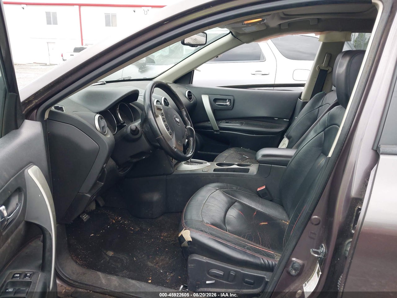 2010 NISSAN ROGUE SL · 5/11