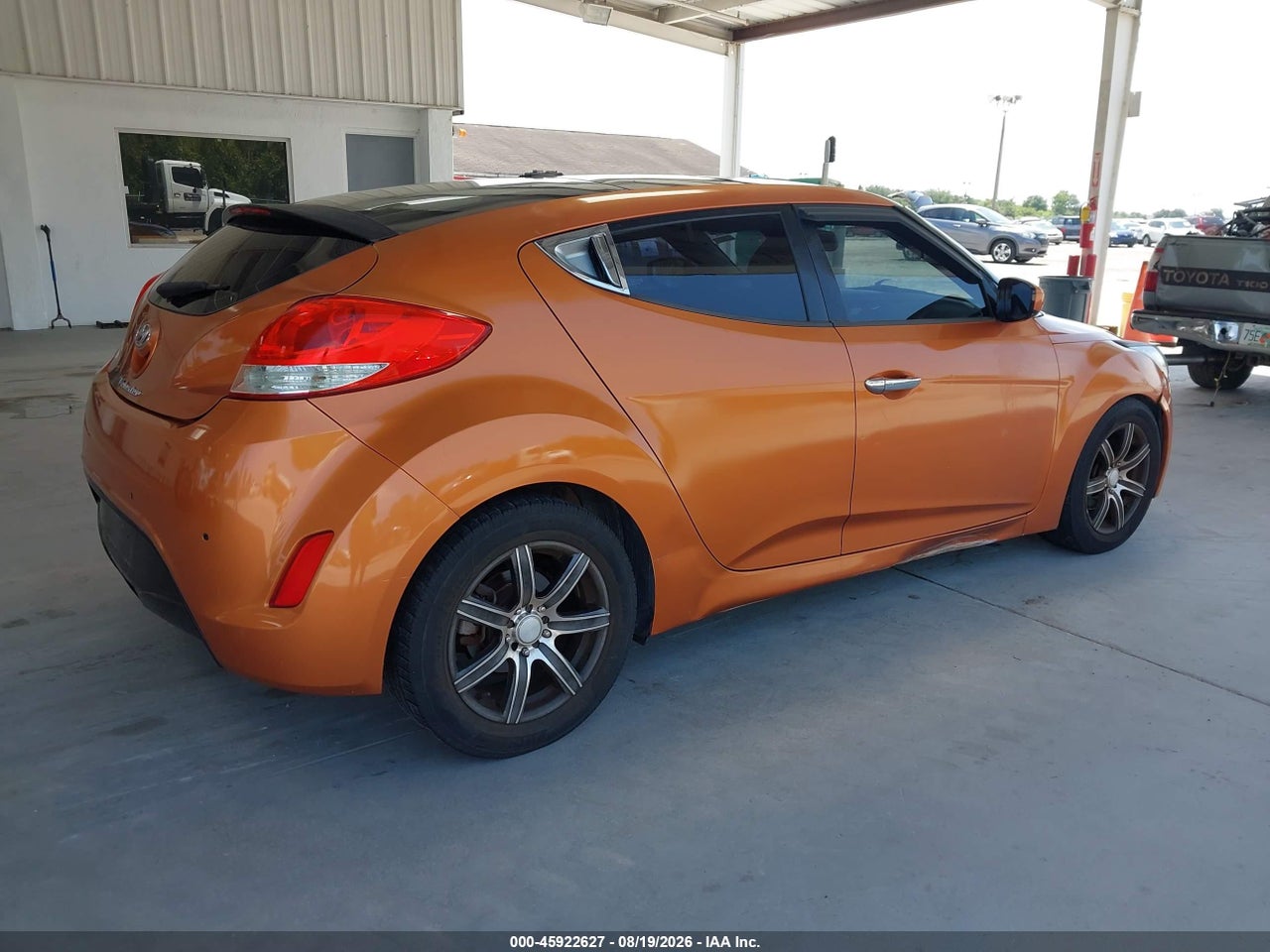 2012 HYUNDAI VELOSTER BASE W/BLACK · 4/11