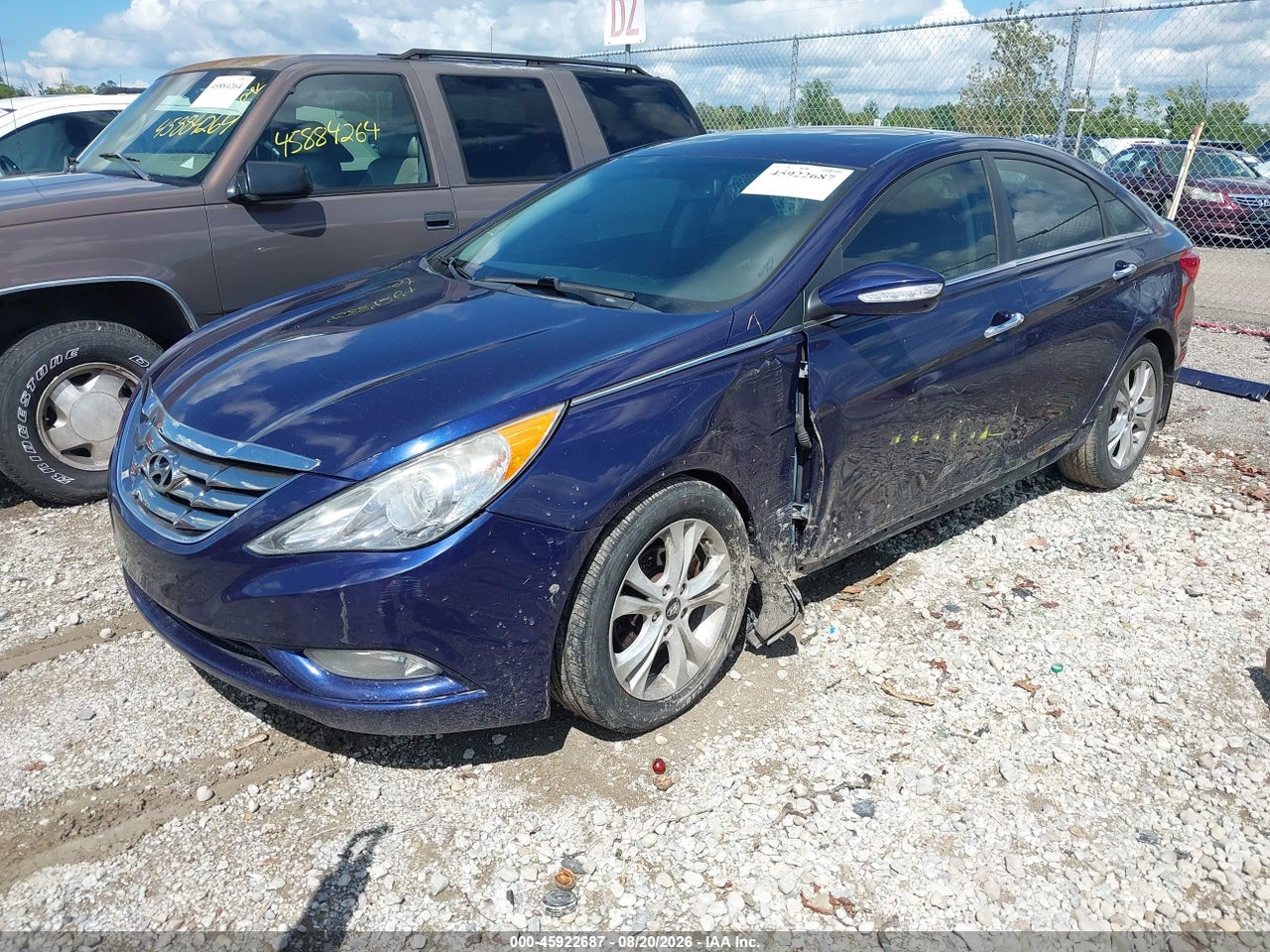 2013 HYUNDAI SONATA LIMITED · 2/11