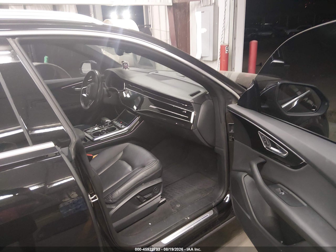 2019 AUDI Q8 55 PREMIUM · 5/11