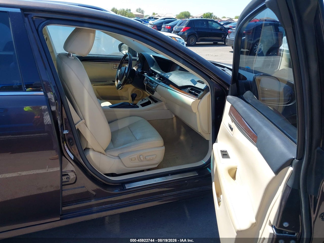 2013 LEXUS ES 350 · 5/11