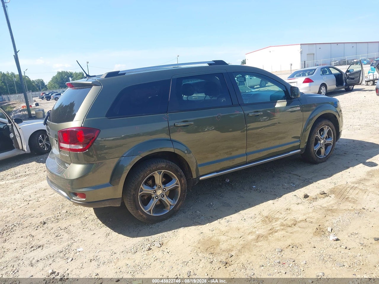 2017 DODGE JOURNEY CROSSROAD PLUS AWD · 4/11