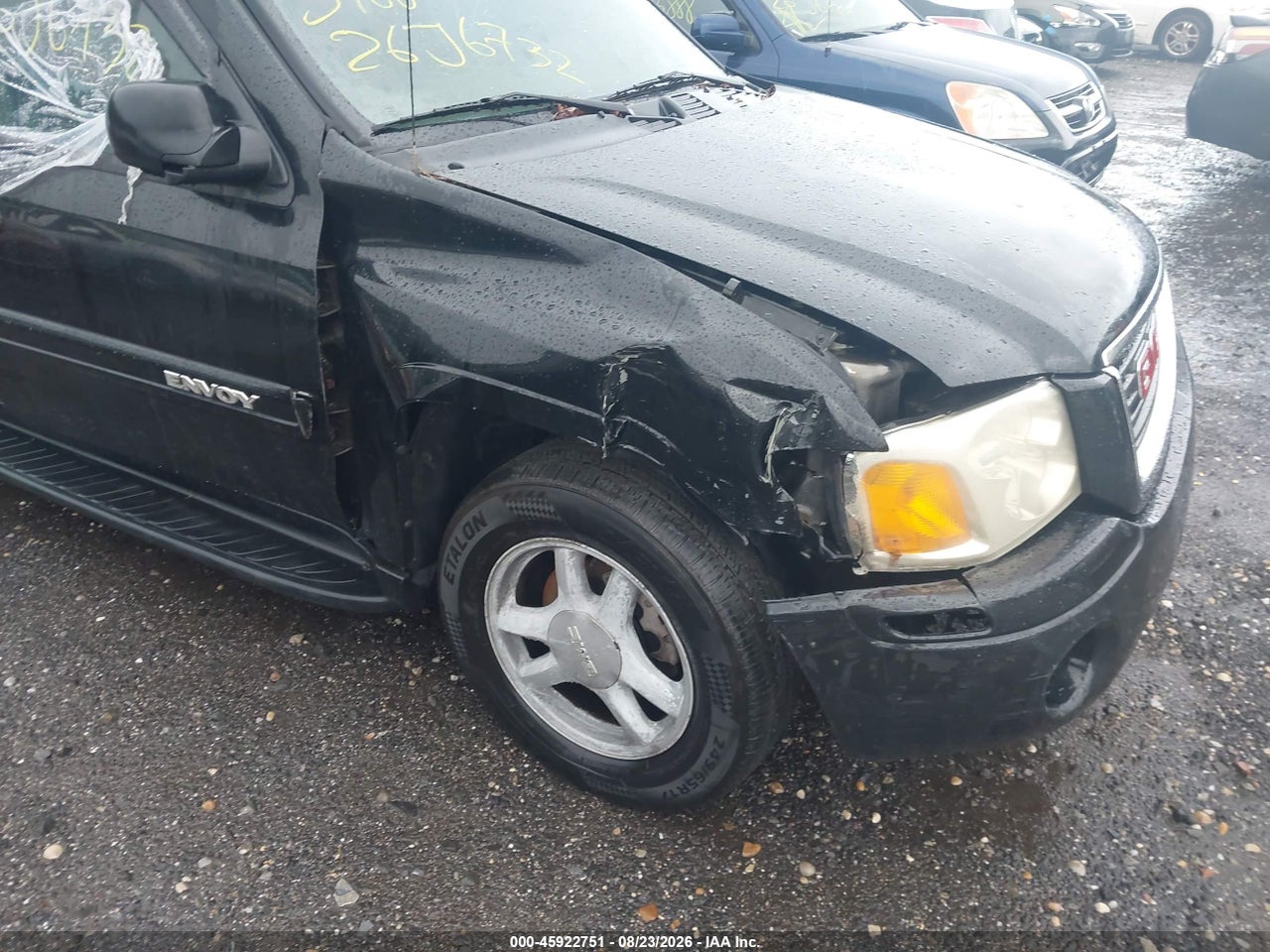 2004 GMC ENVOY XL SLE · 6/10
