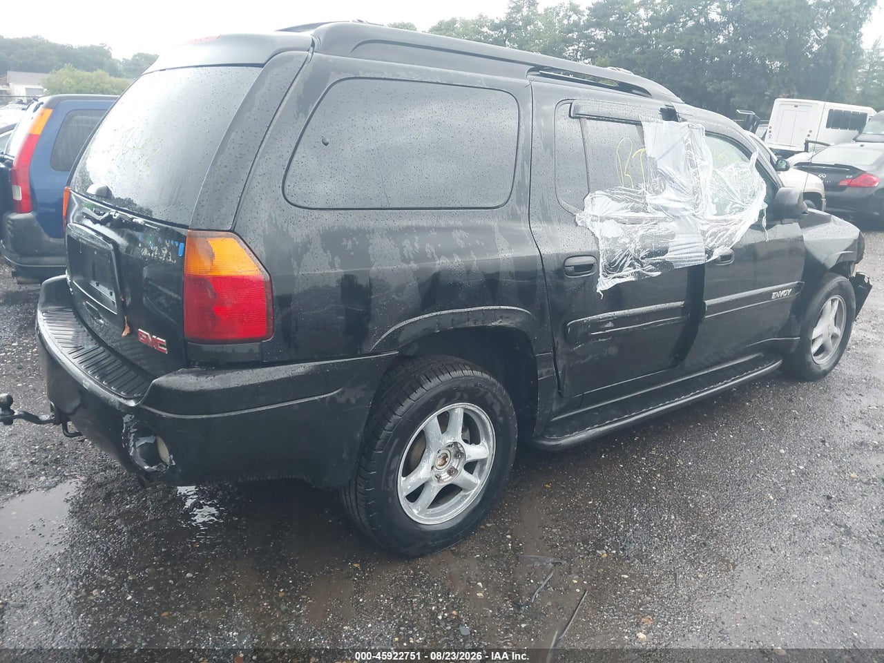 2004 GMC ENVOY XL SLE · 4/10