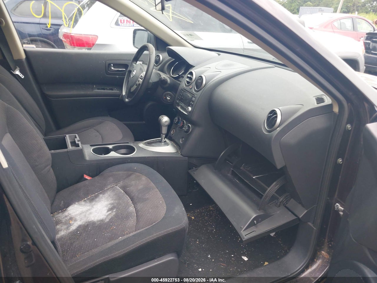 2011 NISSAN ROGUE SV · 5/10