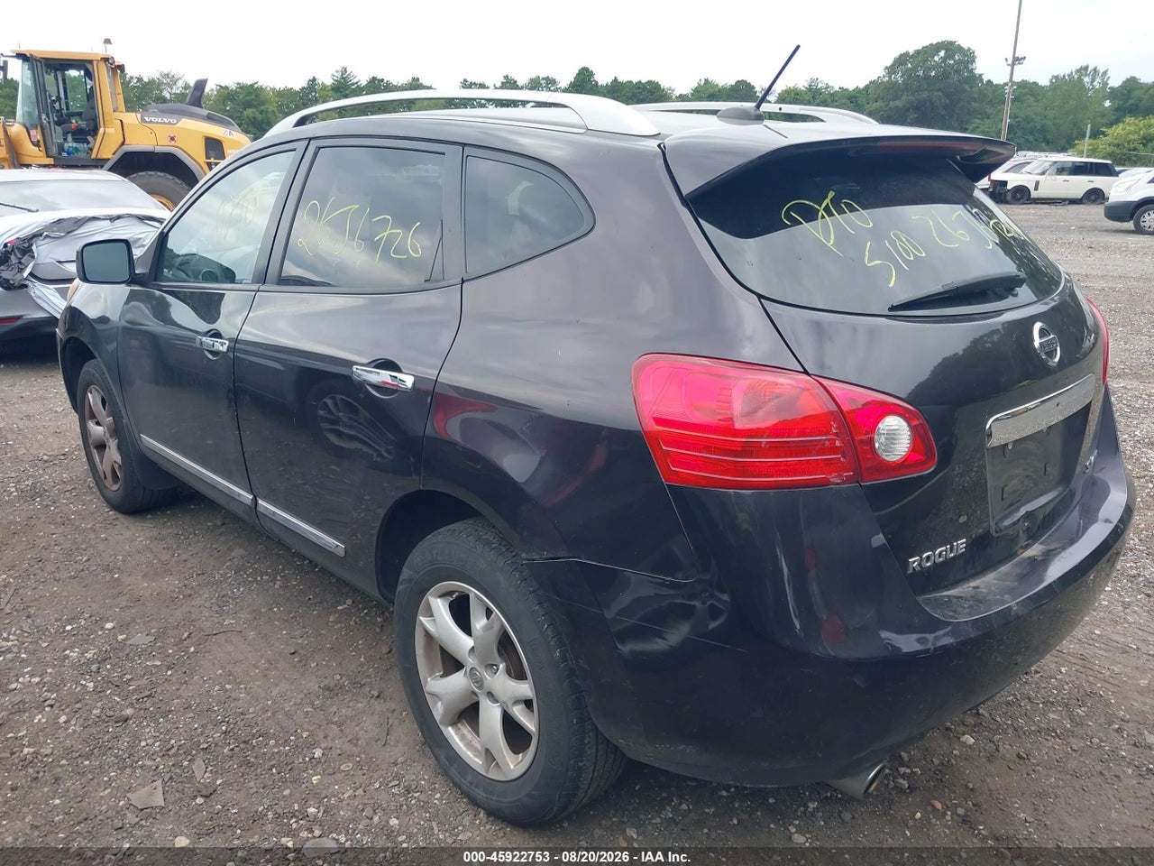 2011 NISSAN ROGUE SV · 3/10