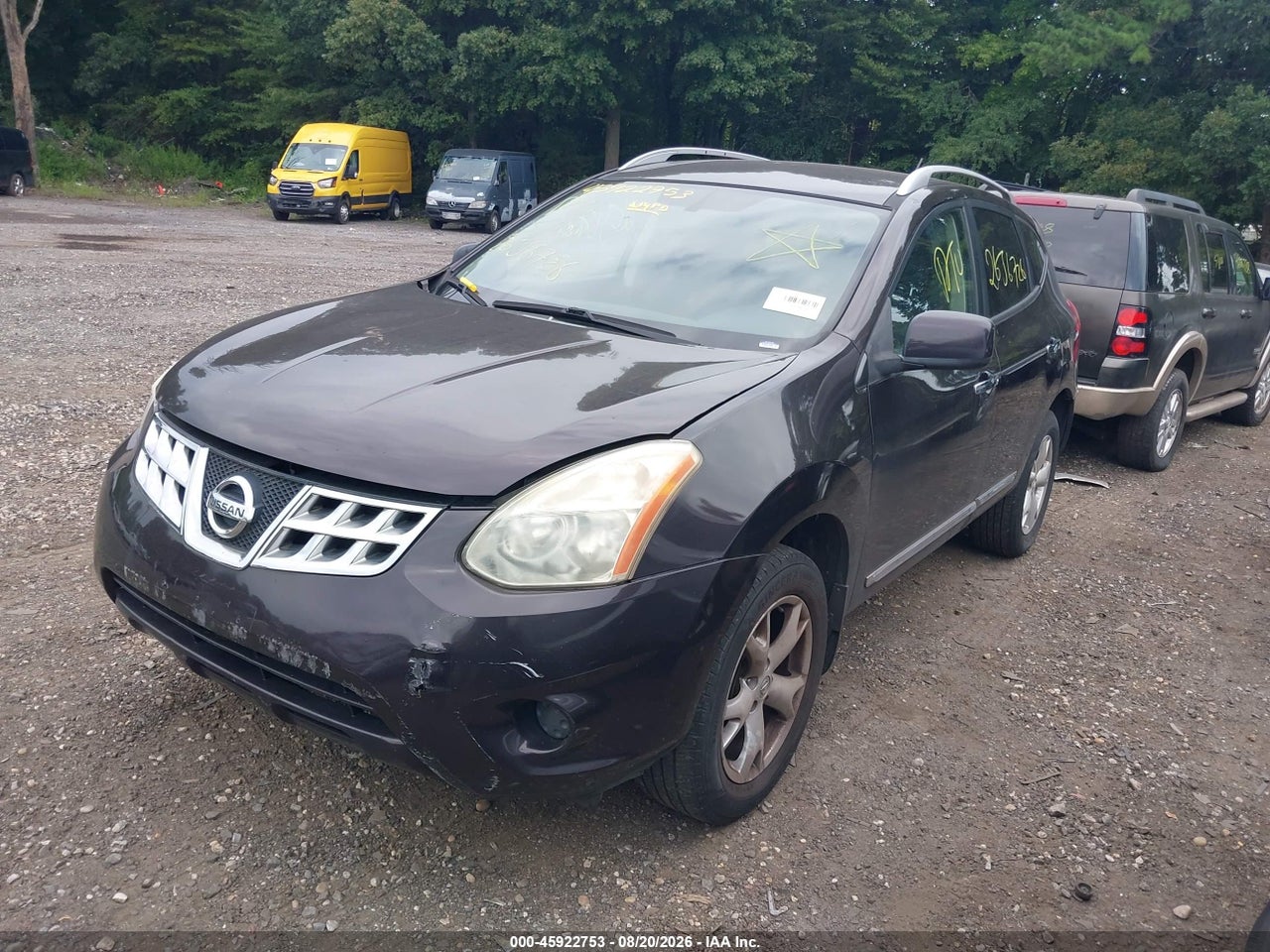 2011 NISSAN ROGUE SV · 2/10