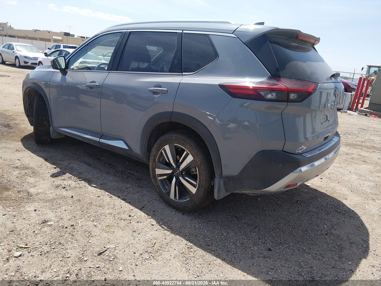 2023 NISSAN ROGUE PLATINUM FWD · 3/10