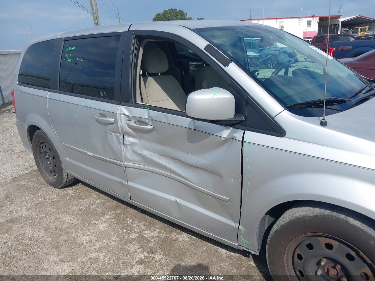 2012 DODGE GRAND CARAVAN SXT · 6/11