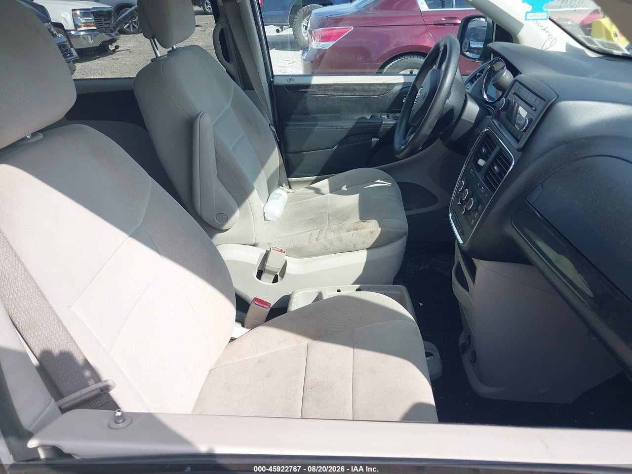 2012 DODGE GRAND CARAVAN SXT · 5/11