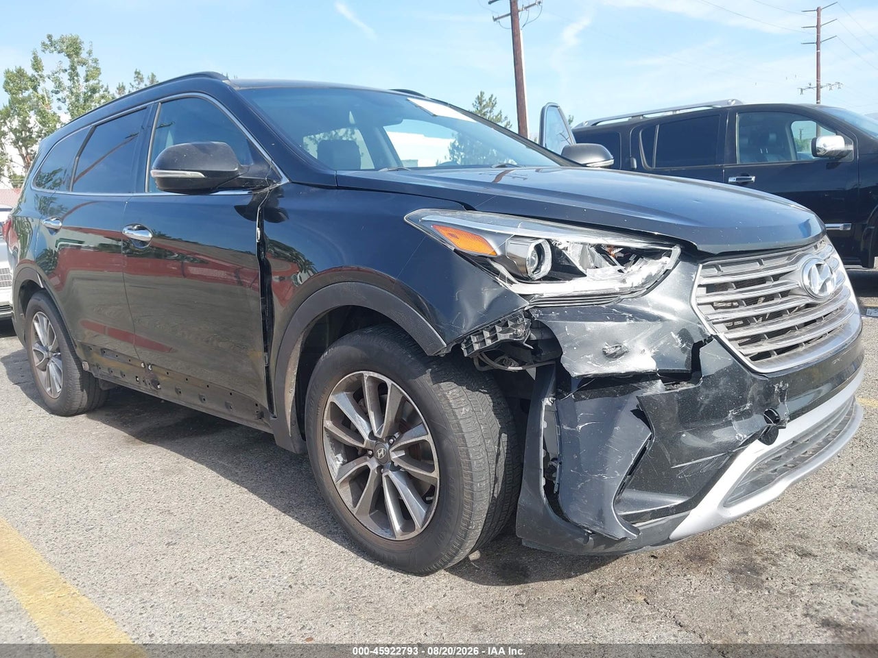 2017 HYUNDAI SANTA FE SE · 6/11