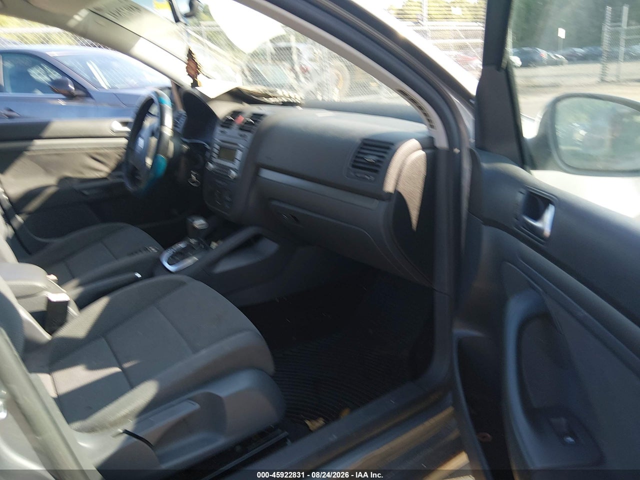 2007 VOLKSWAGEN RABBIT 4-DOOR · 5/11