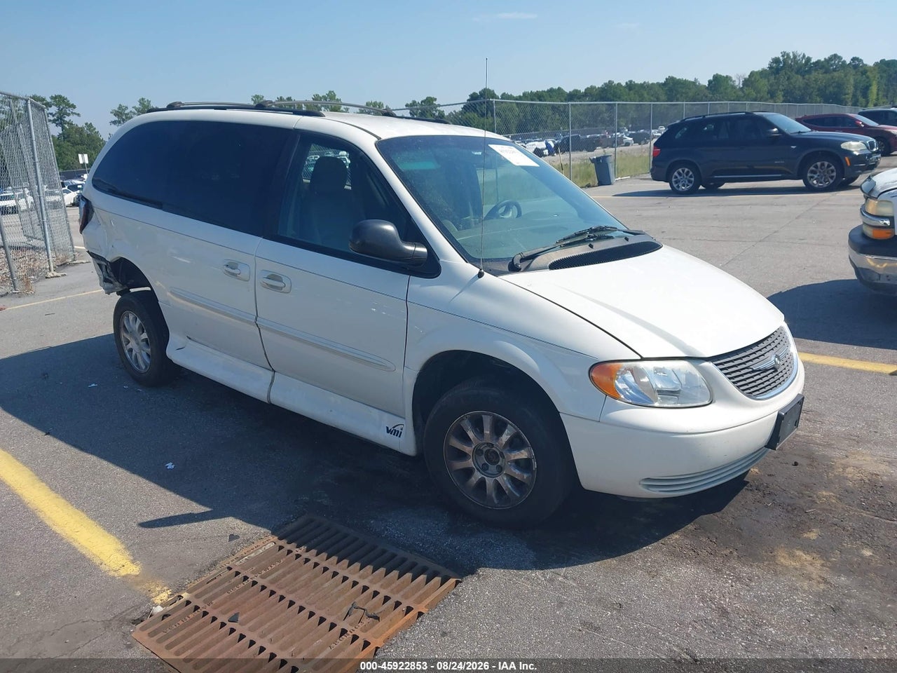 2C4GP74L13R****** · 2003 CHRYSLER TOWN &amp; COUNTRY EX