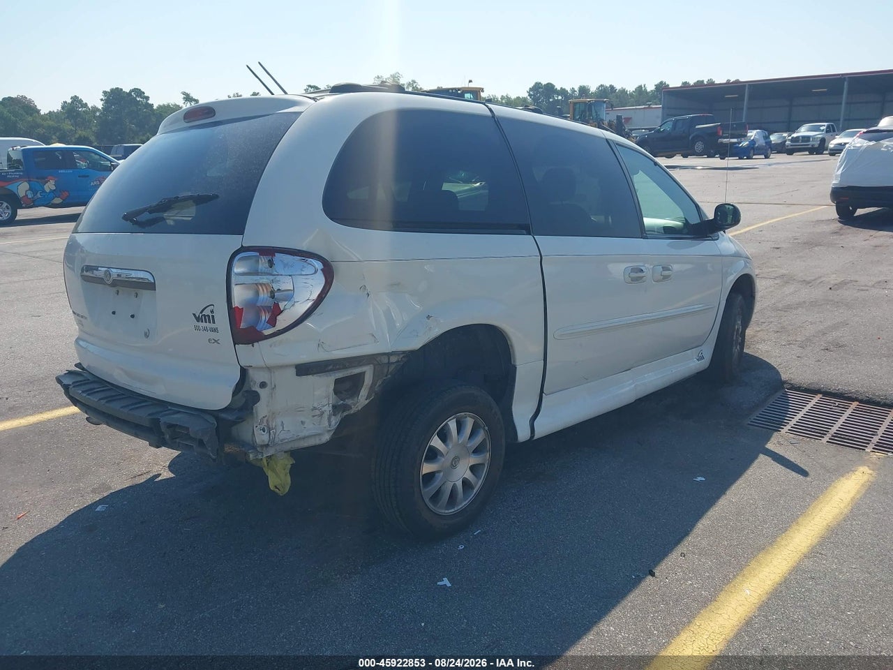 2003 CHRYSLER TOWN &amp; COUNTRY EX · 4/11