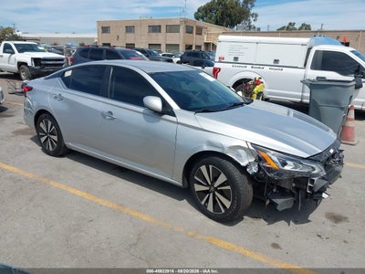 1N4BL4DV3MN****** · 2021 NISSAN ALTIMA SV FWD