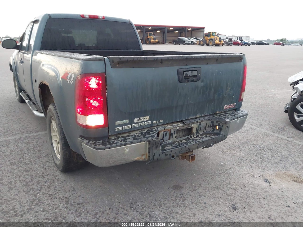 2010 GMC SIERRA 1500 SLE · 6/11