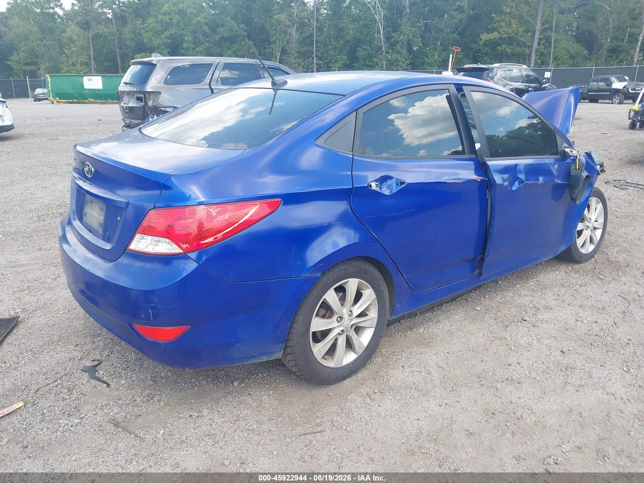 2014 HYUNDAI ACCENT GLS · 4/11