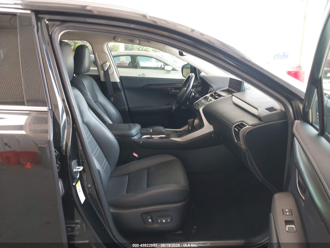 2018 LEXUS NX 300 · 5/11