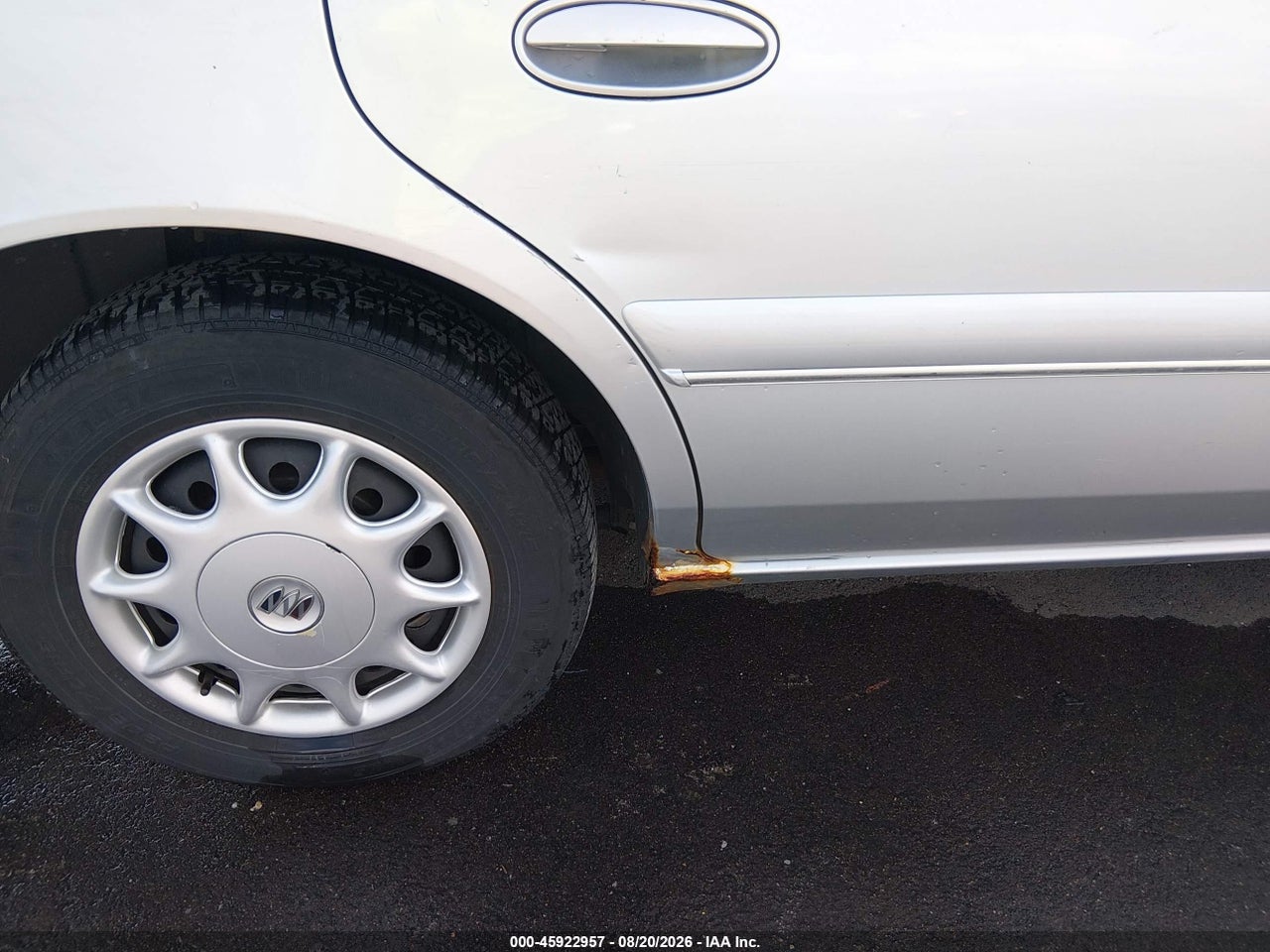 2001 BUICK CENTURY CUSTOM · 6/11