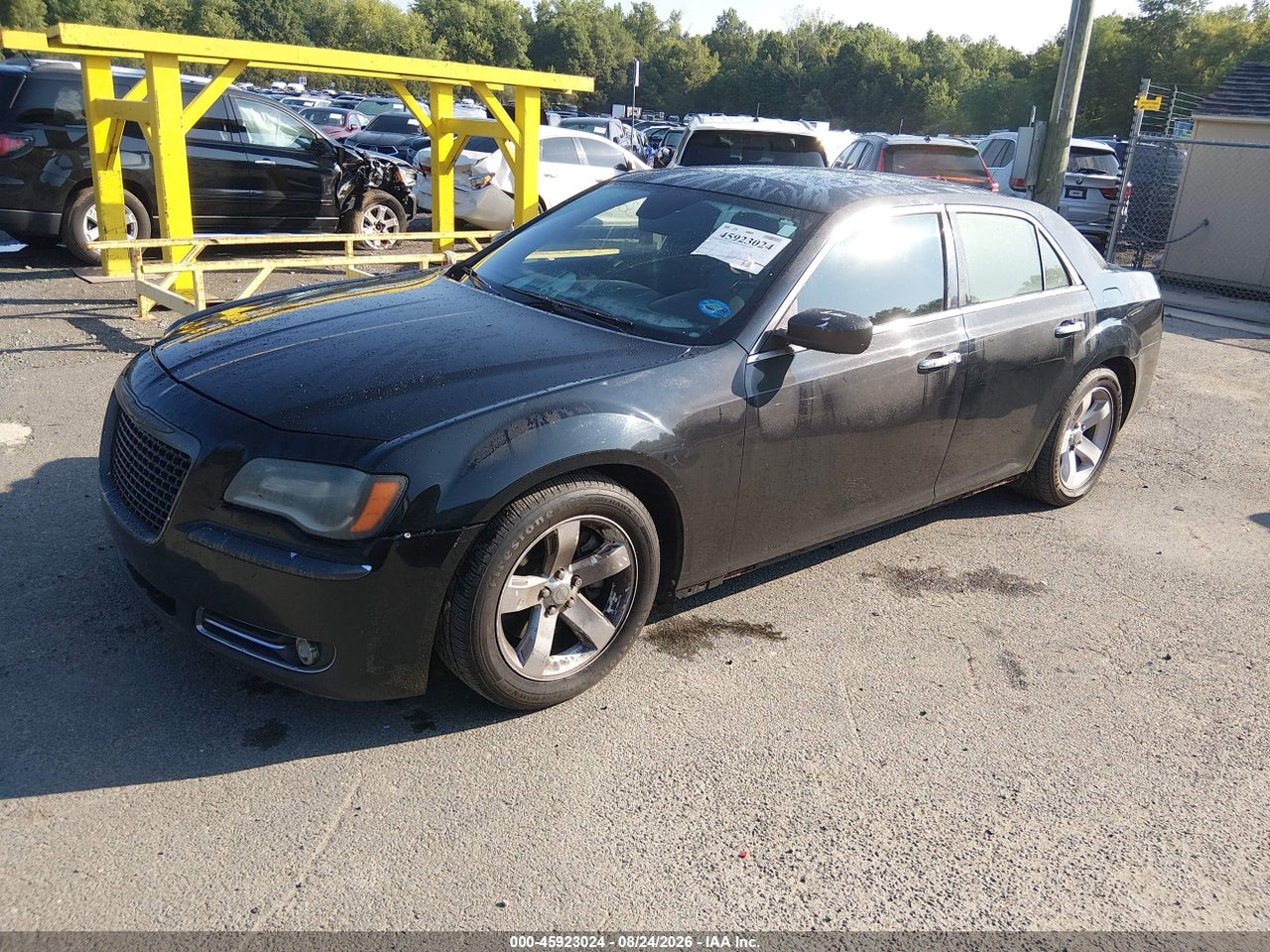 2012 CHRYSLER 300C · 2/11
