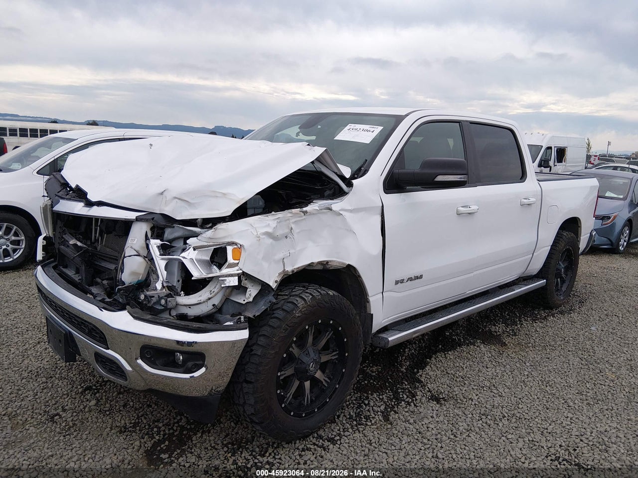 2021 RAM 1500 BIG HORN  4X4 5'7 BOX · 2/11