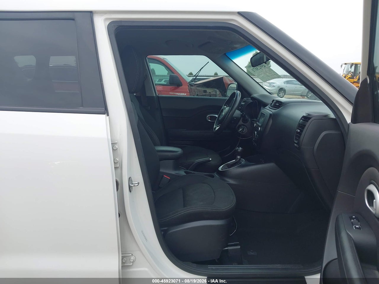 2017 KIA SOUL + · 5/11