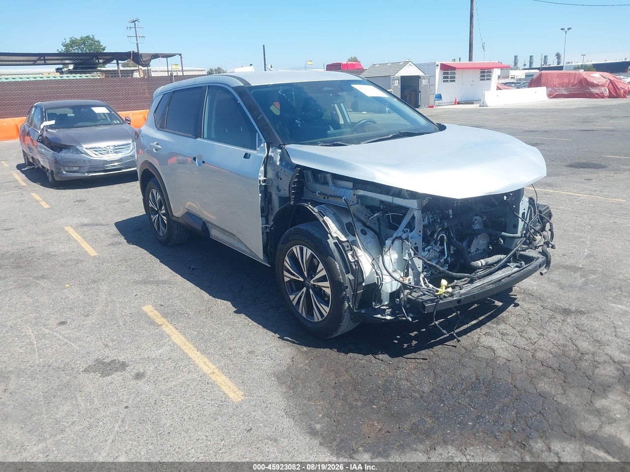 JN8BT3BA4PW****** · 2023 NISSAN ROGUE SV FWD