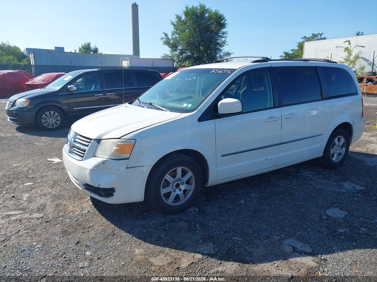 2010 DODGE GRAND CARAVAN SXT · 2/11