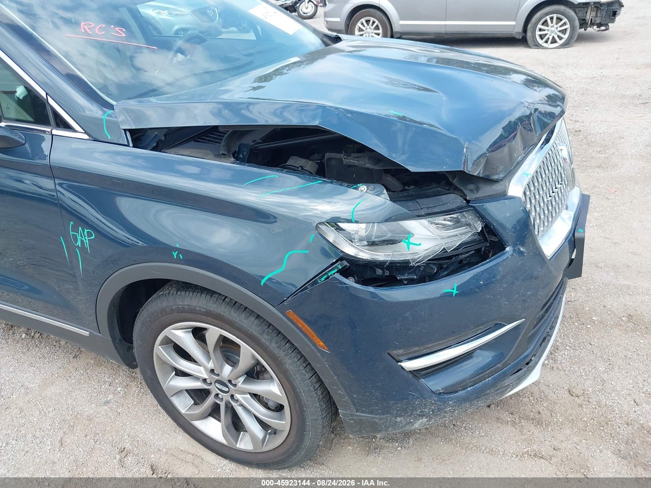 2019 LINCOLN MKC SELECT · 6/11